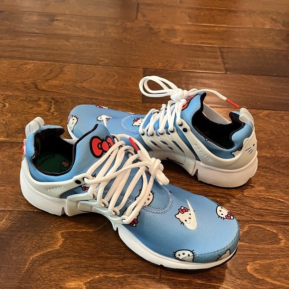 NWOB Nike Air Presto x Hello Kitty Men’s 10/Women’s 11.5 - Picture 11 of 14